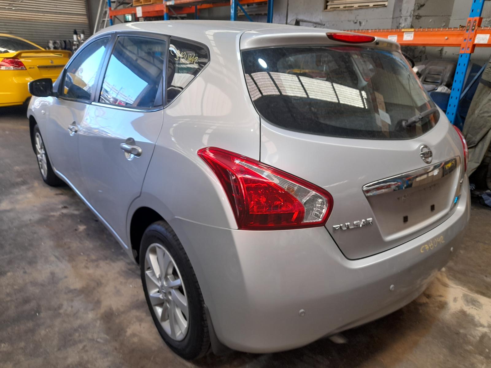 View Auto part Catalytic Converter Nissan Pulsar 2014