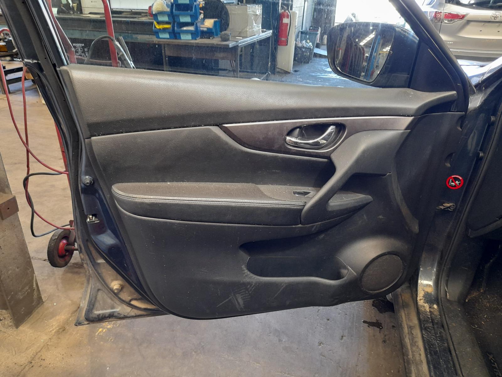 2016 Nissan Xtrail A/C Condenser View Auto part A/C Condenser Nissan Xtrail 2016