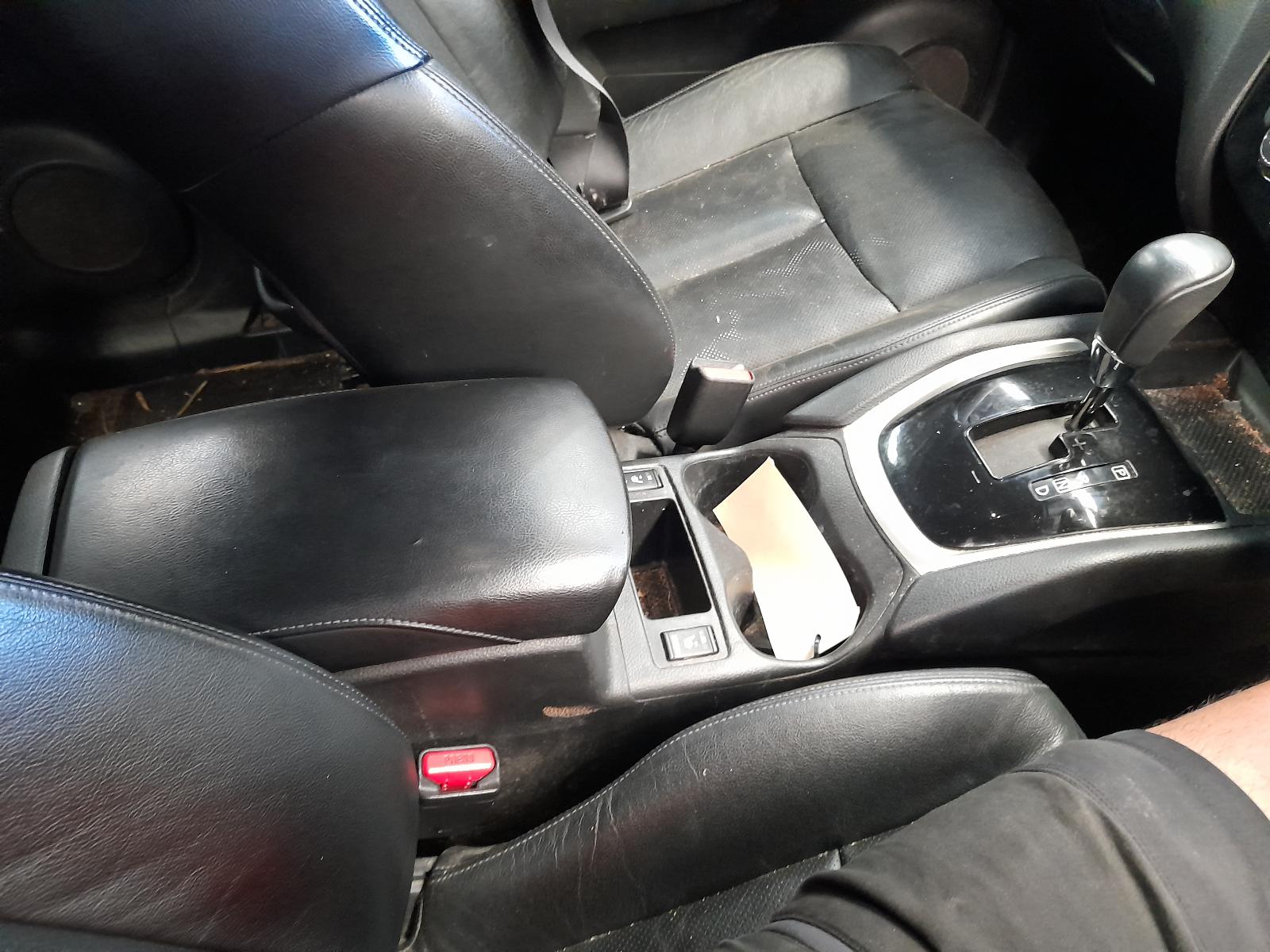 2016 Nissan Xtrail A/C Condenser View Auto part A/C Condenser Nissan Xtrail 2016