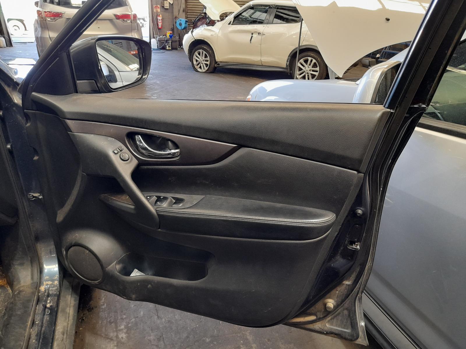 2016 Nissan Xtrail A/C Condenser View Auto part A/C Condenser Nissan Xtrail 2016