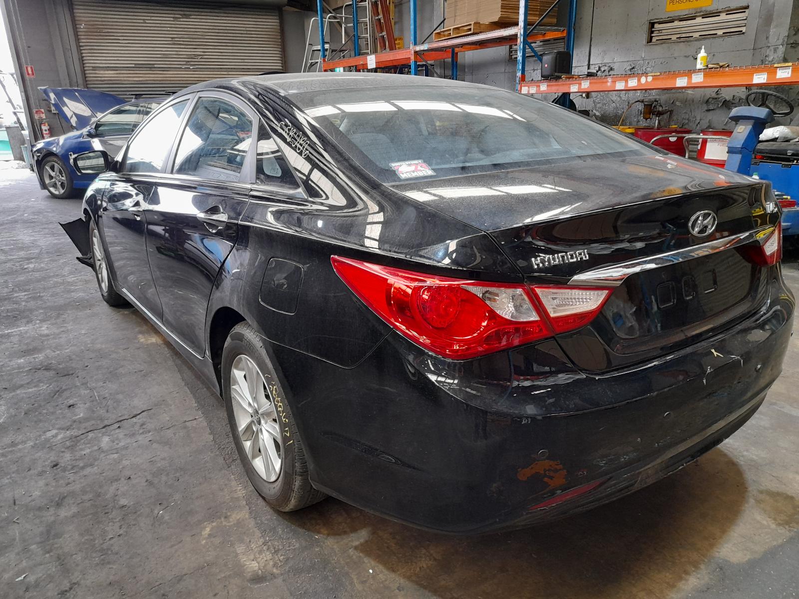 View Auto part Engine Hyundai I45 2012