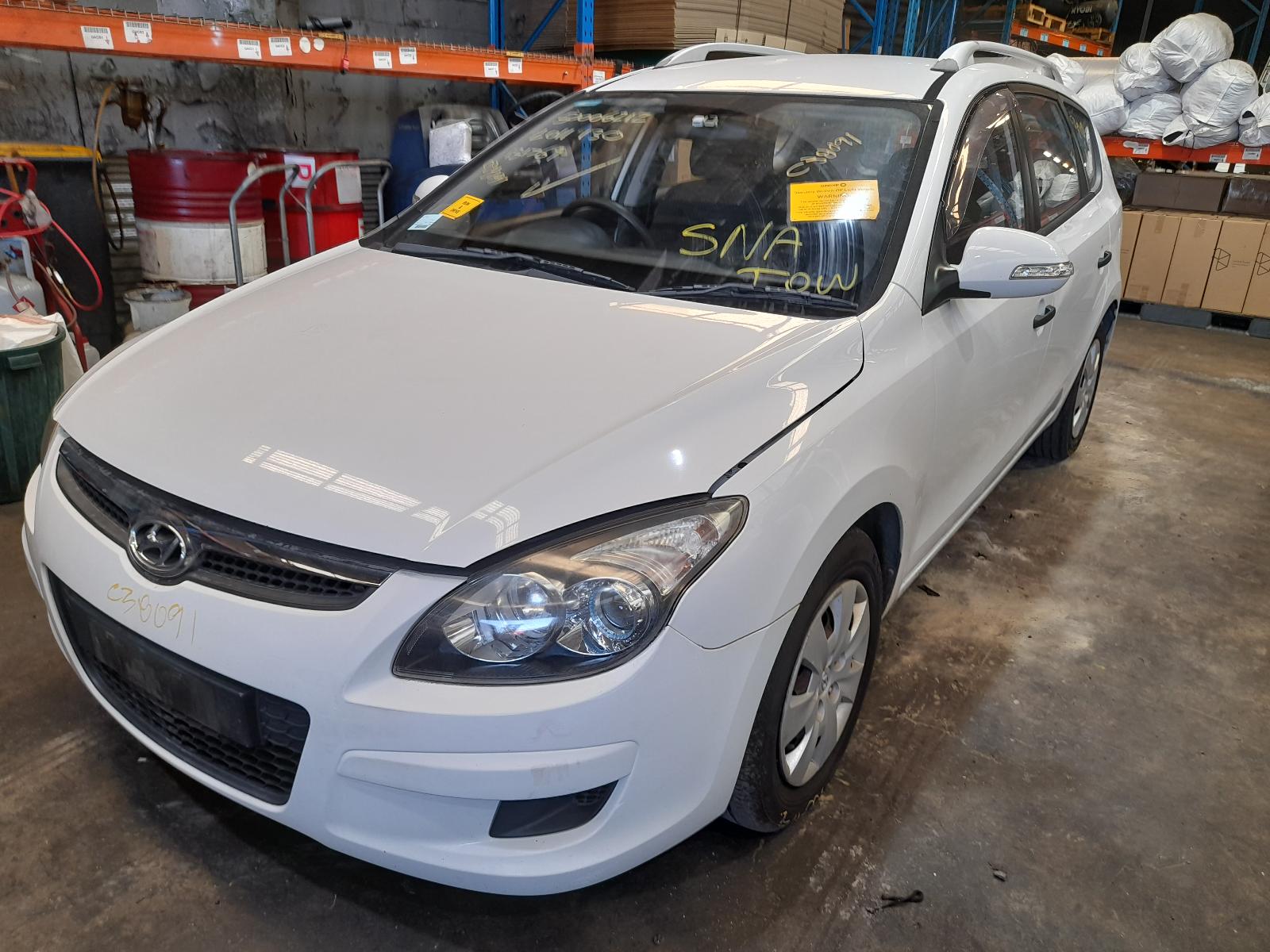 View Auto part Starter Hyundai I30 2011