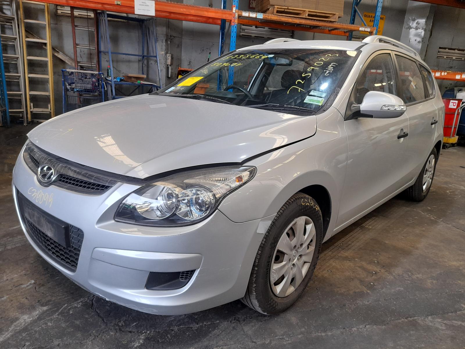 View Auto part Starter Hyundai I30 2011
