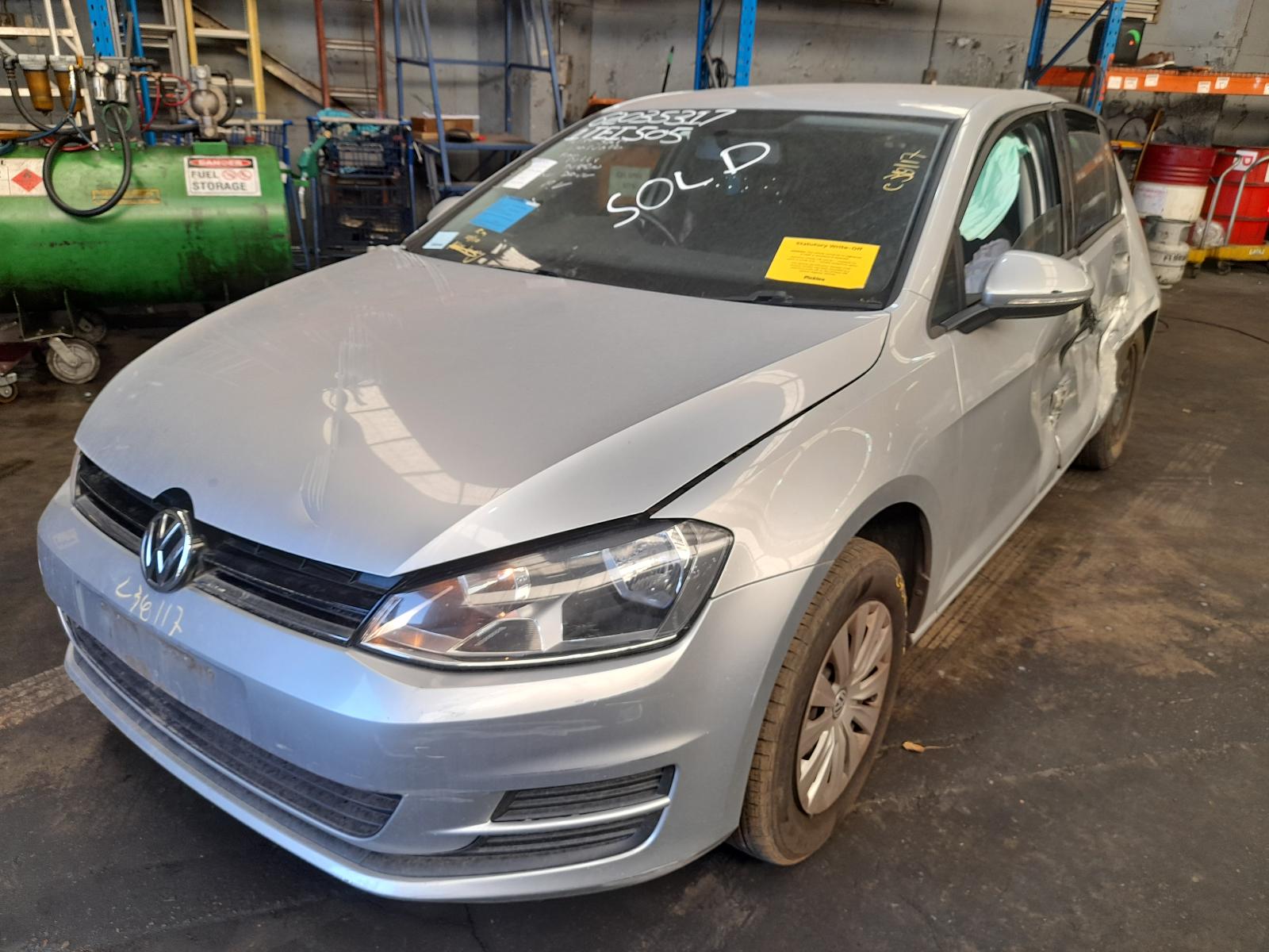 View Auto part Door/Boot/Gate Lock Volkswagen Golf 2014