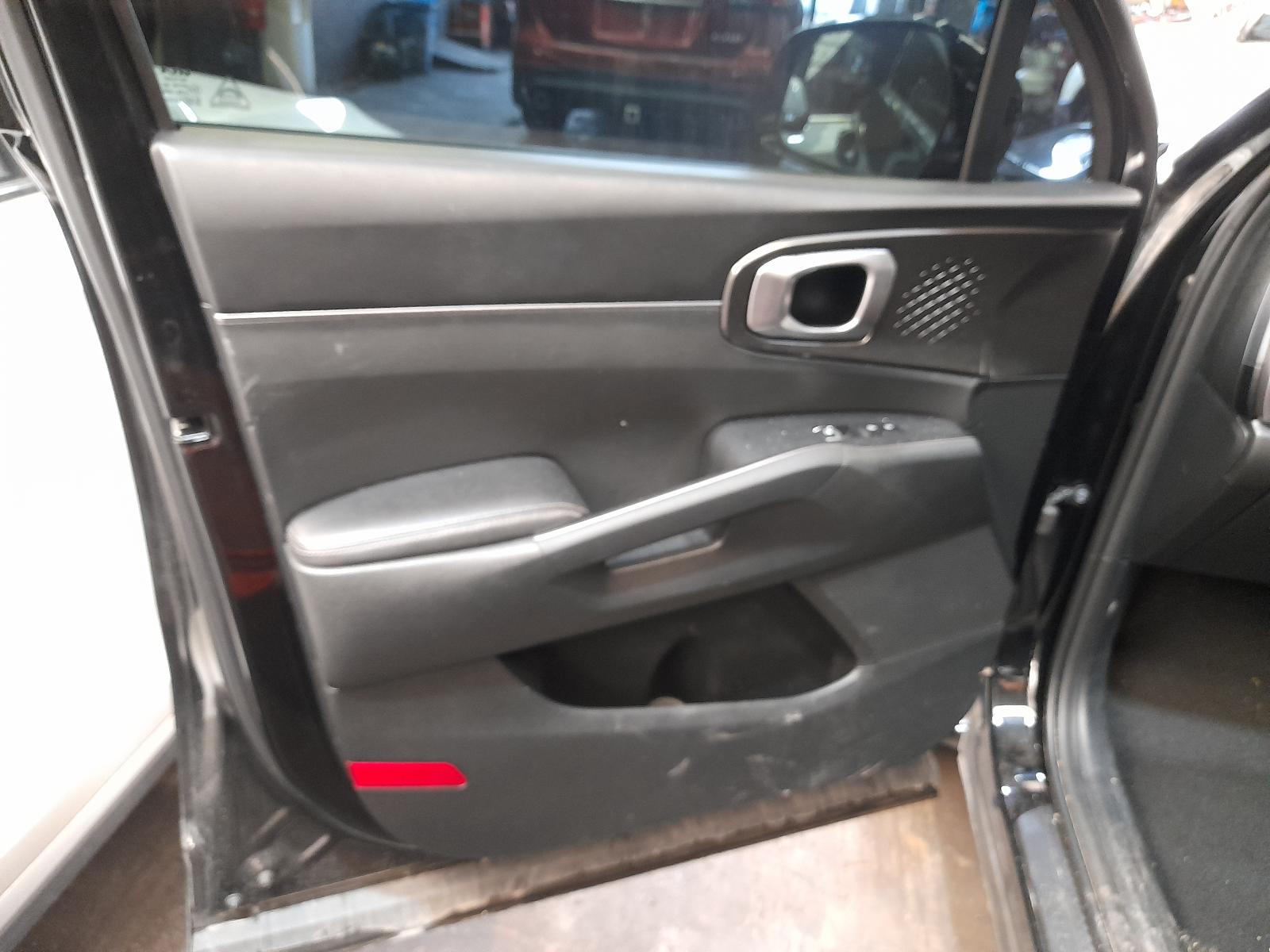 View Auto part Right Door Mirror Kia Sorento 2022