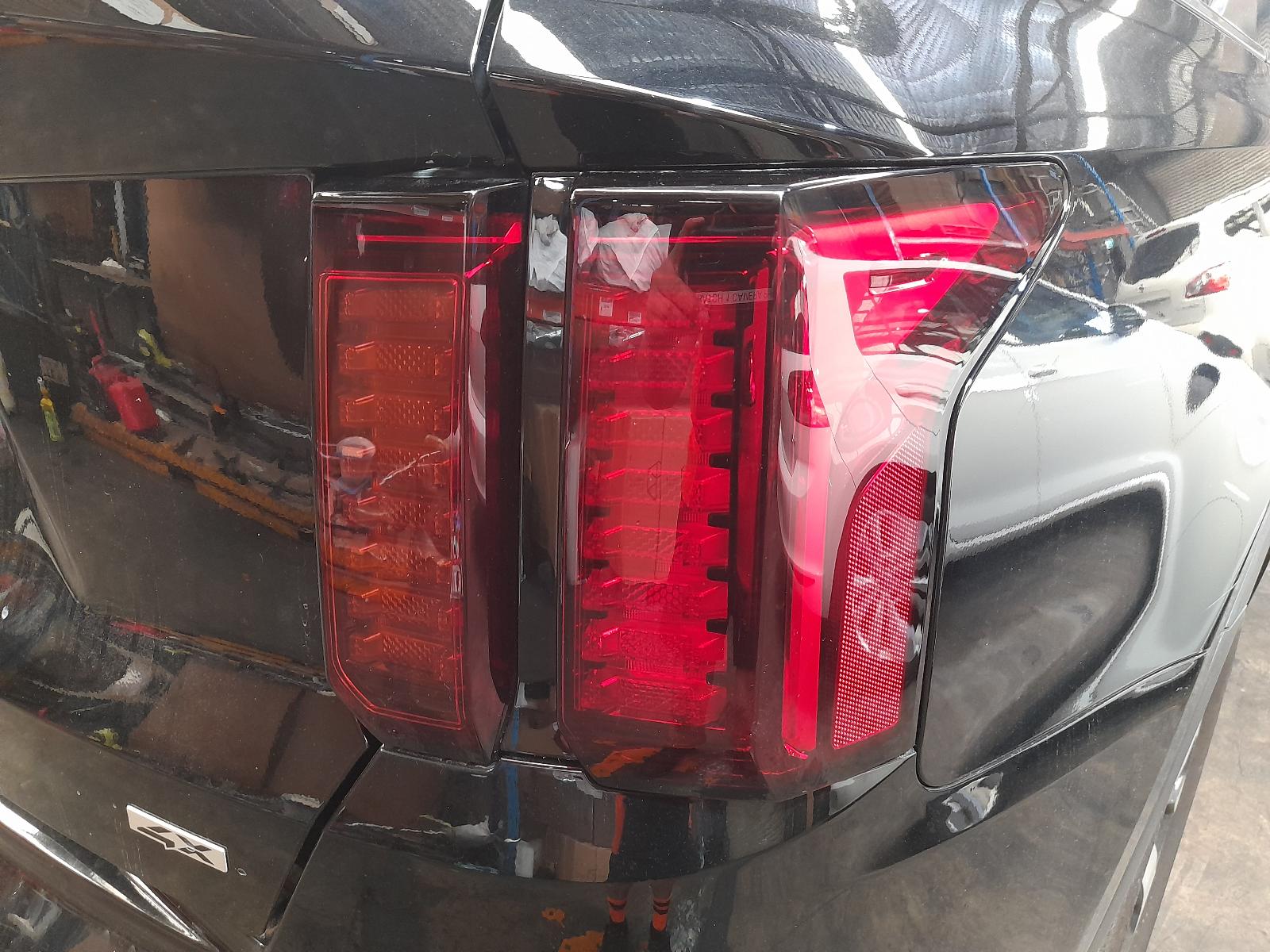 View Auto part Right Door Mirror Kia Sorento 2022