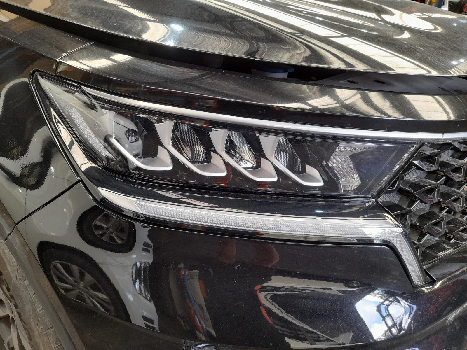View Auto part Right Door Mirror Kia Sorento 2022