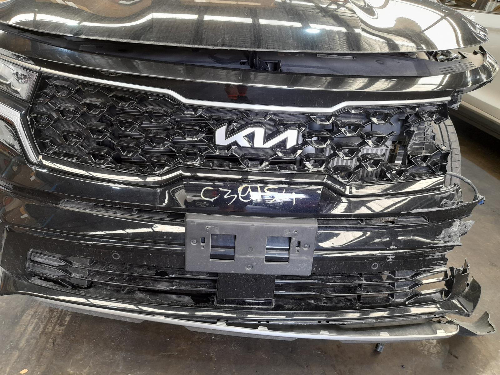 View Auto part Right Door Mirror Kia Sorento 2022