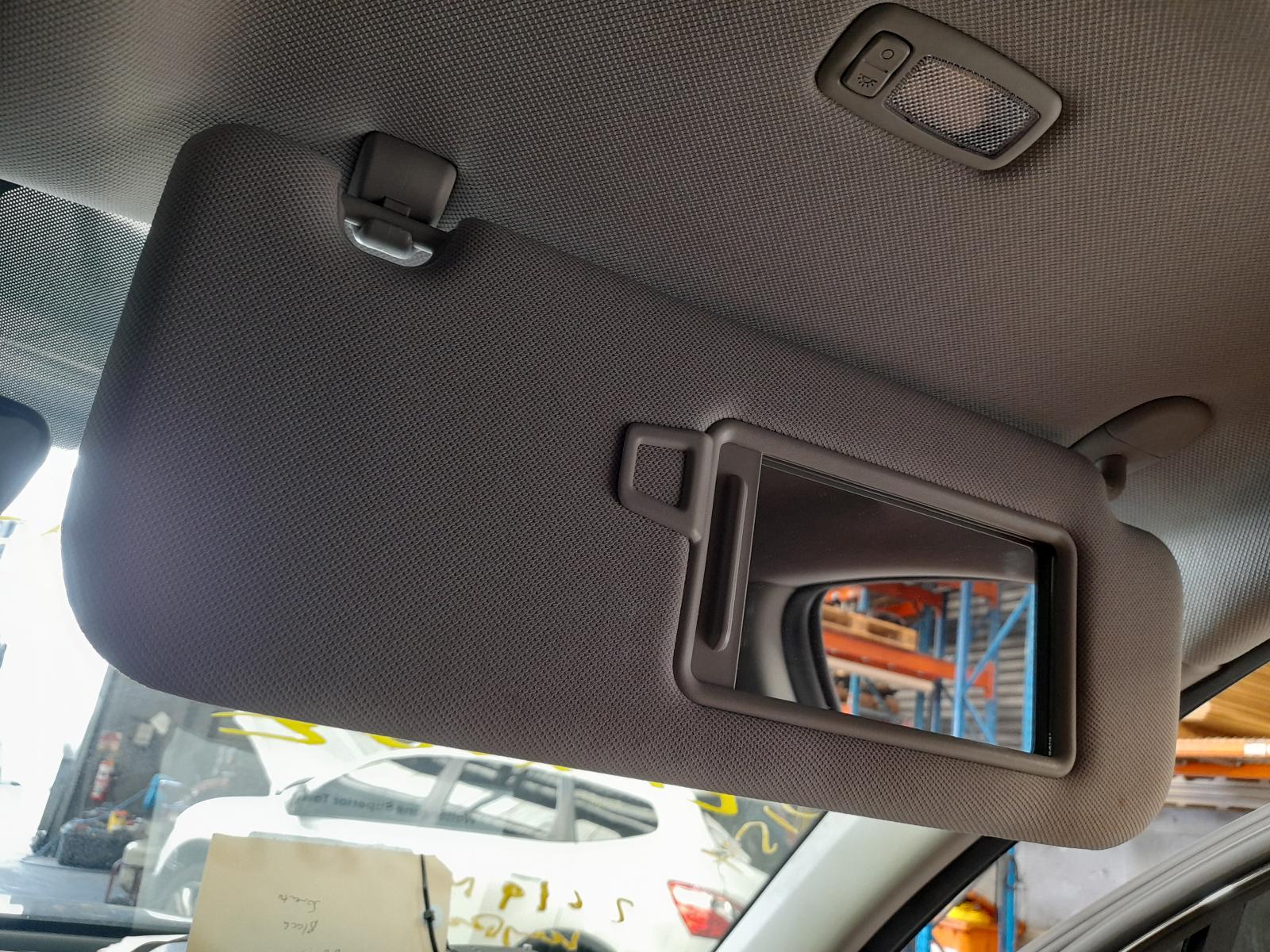 View Auto part Right Door Mirror Kia Sorento 2022