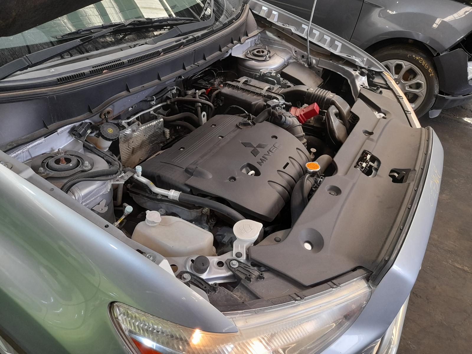 View Auto part Engine Mitsubishi Asx 2011