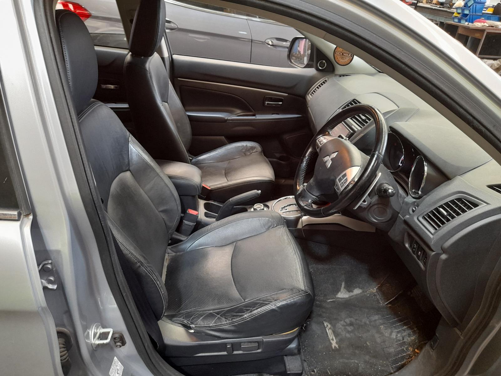 View Auto part Engine Mitsubishi Asx 2011