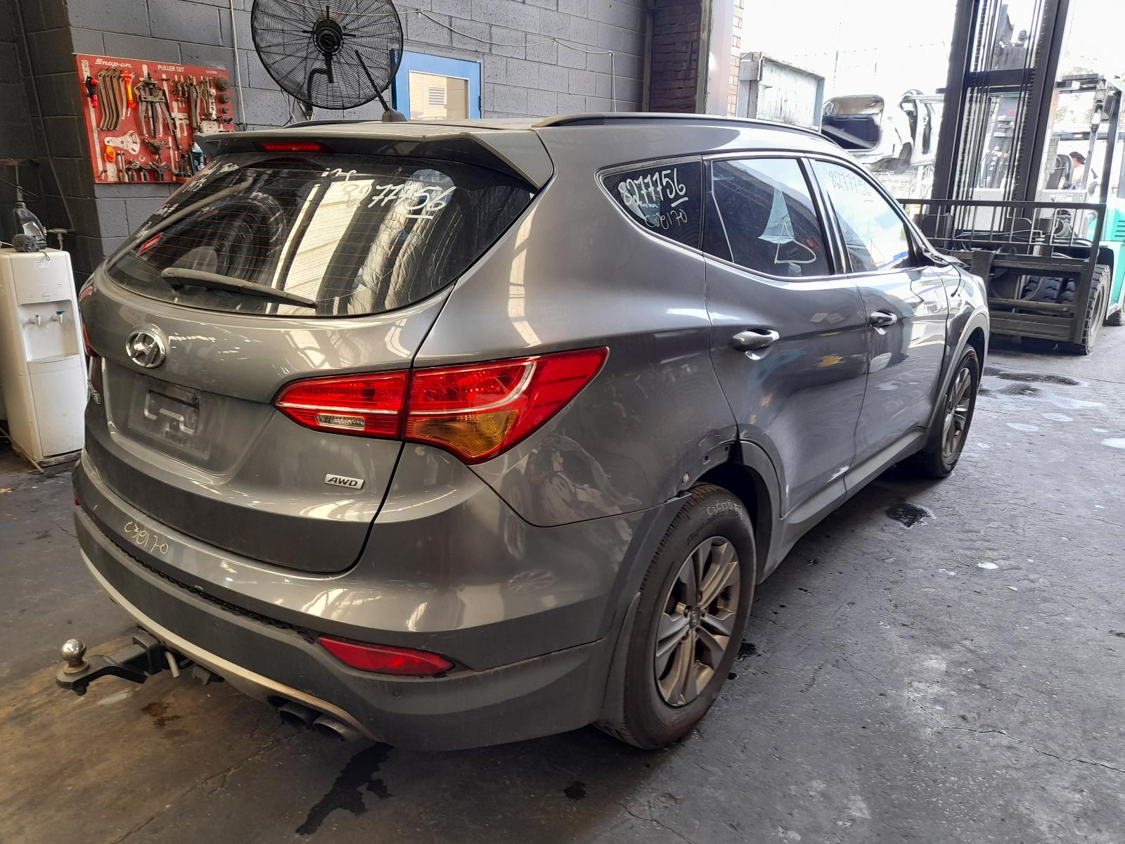 View Auto part Door/Boot/Gate Lock Hyundai Santa Fe 2014