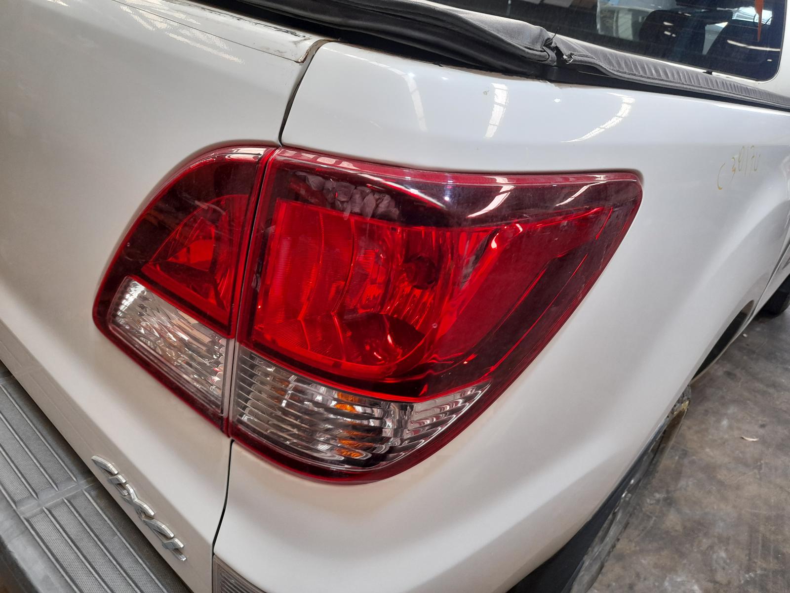 View Auto part Pwr Dr Wind Switch Mazda Bt50 2020