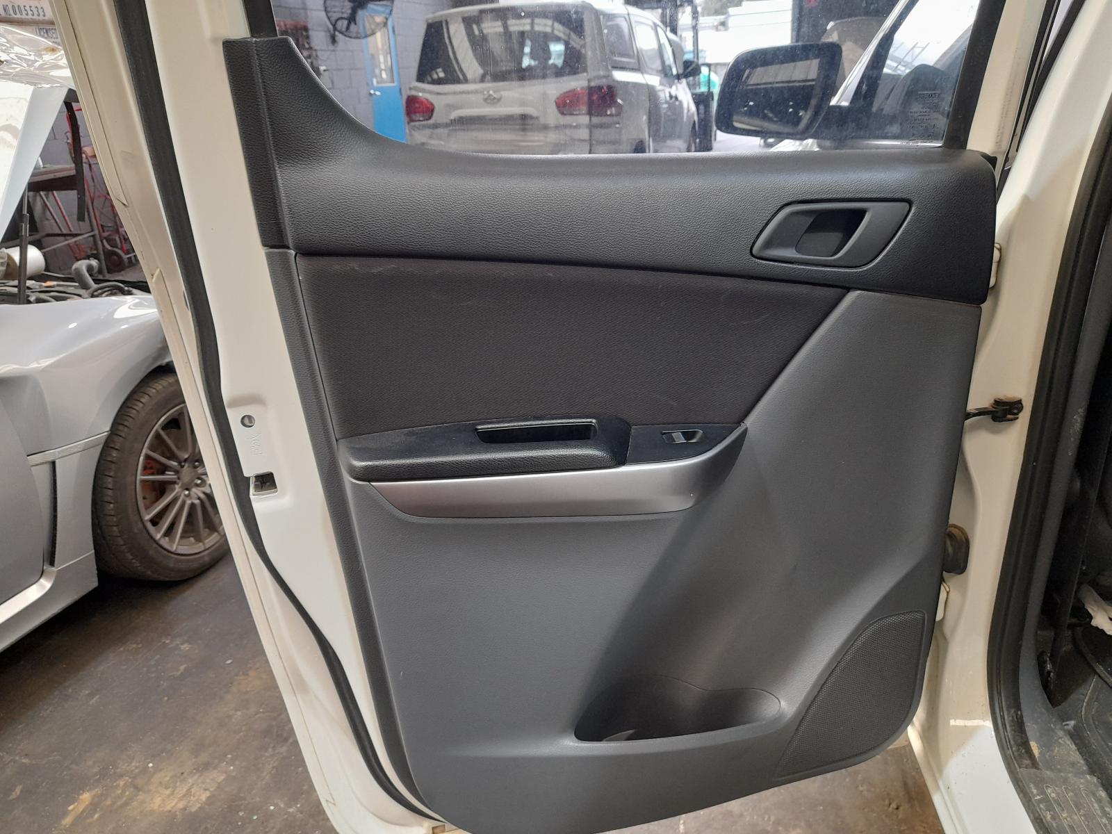 View Auto part Pwr Dr Wind Switch Mazda Bt50 2020