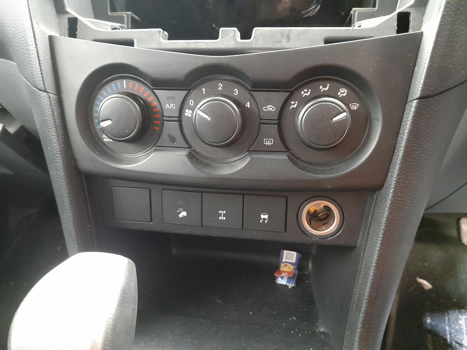 View Auto part Pwr Dr Wind Switch Mazda Bt50 2020