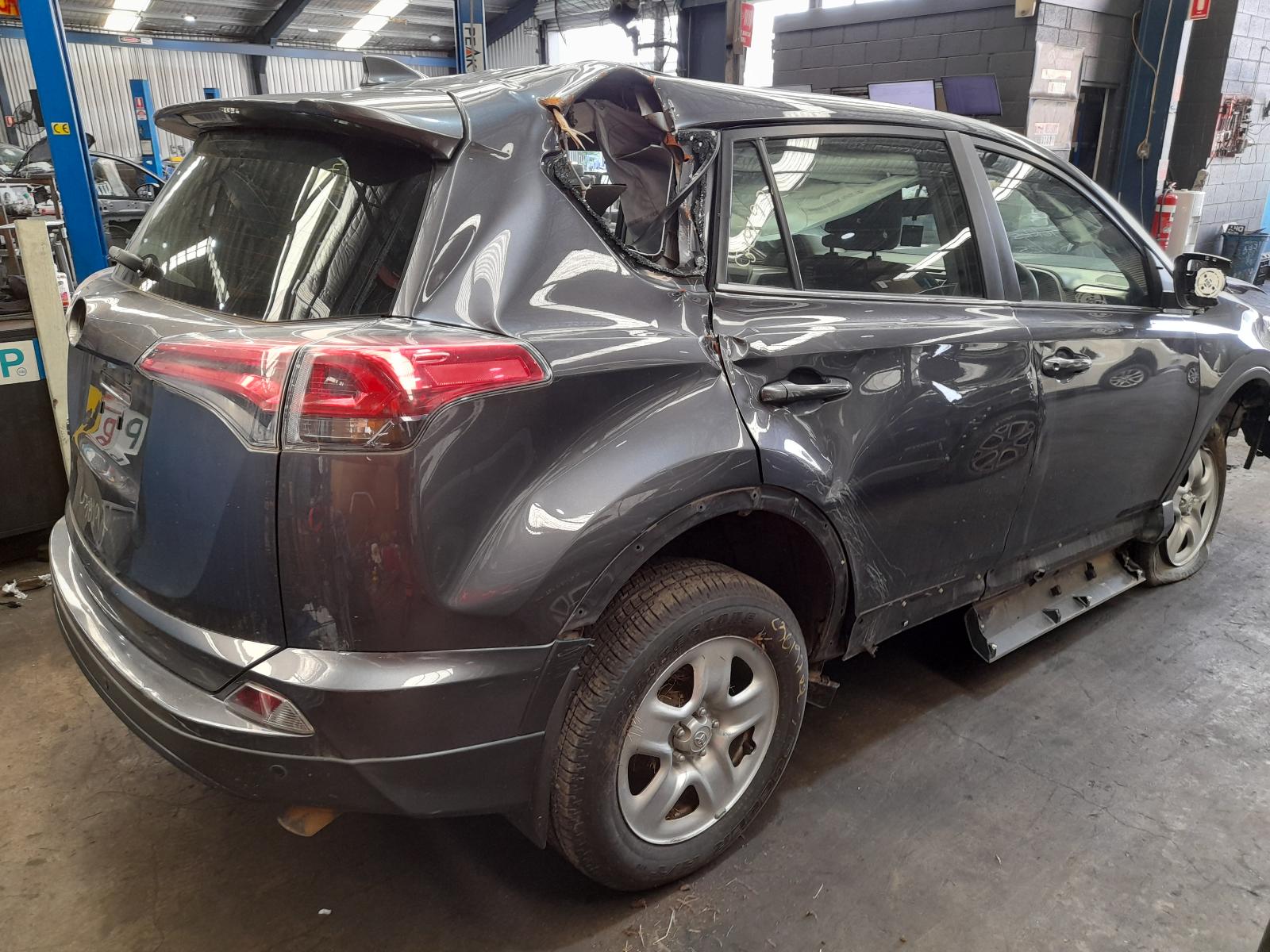 View Auto part Engine Toyota Rav4 2016