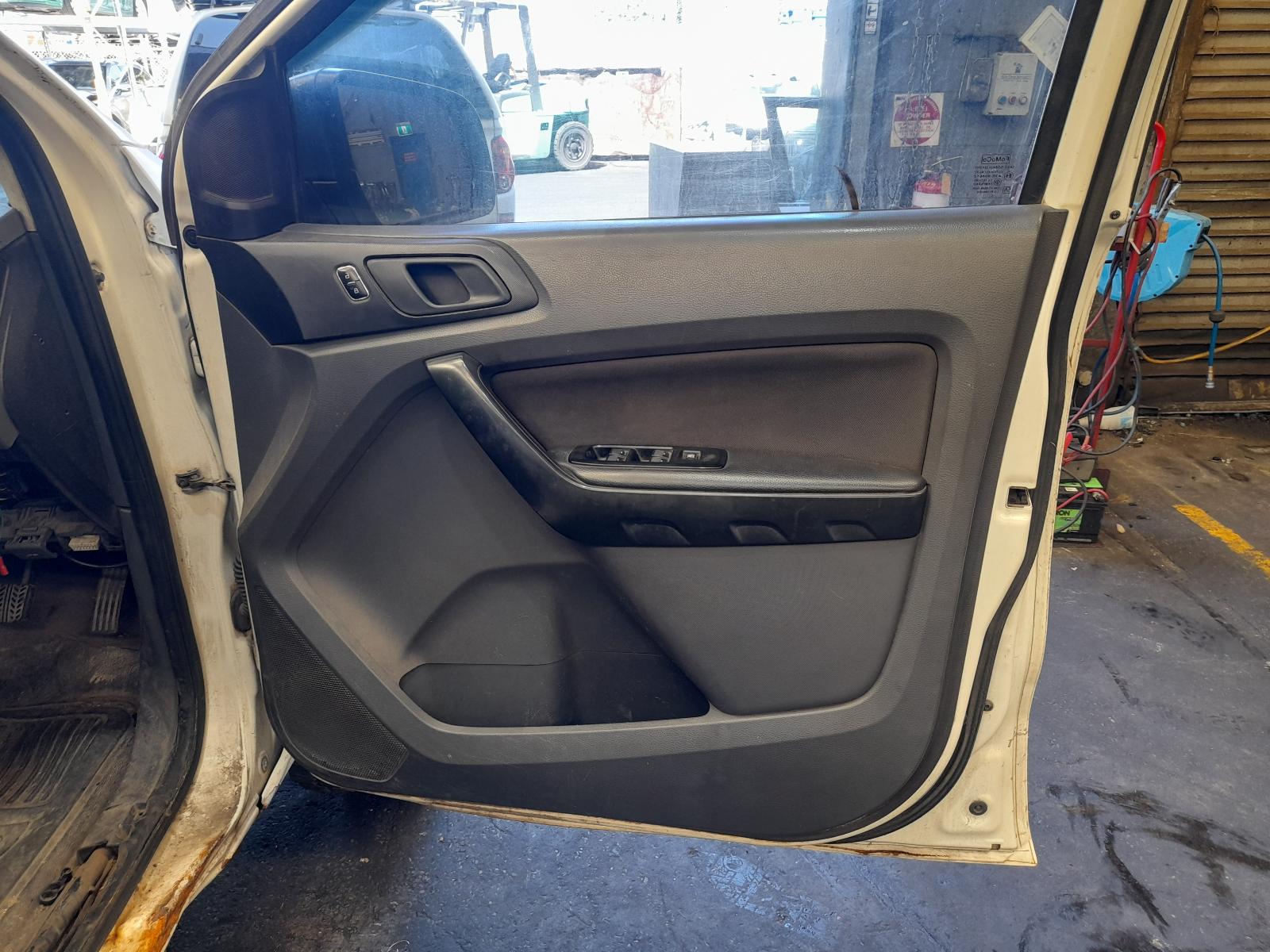 View Auto part Instrument Cluster Ford Ranger 2015