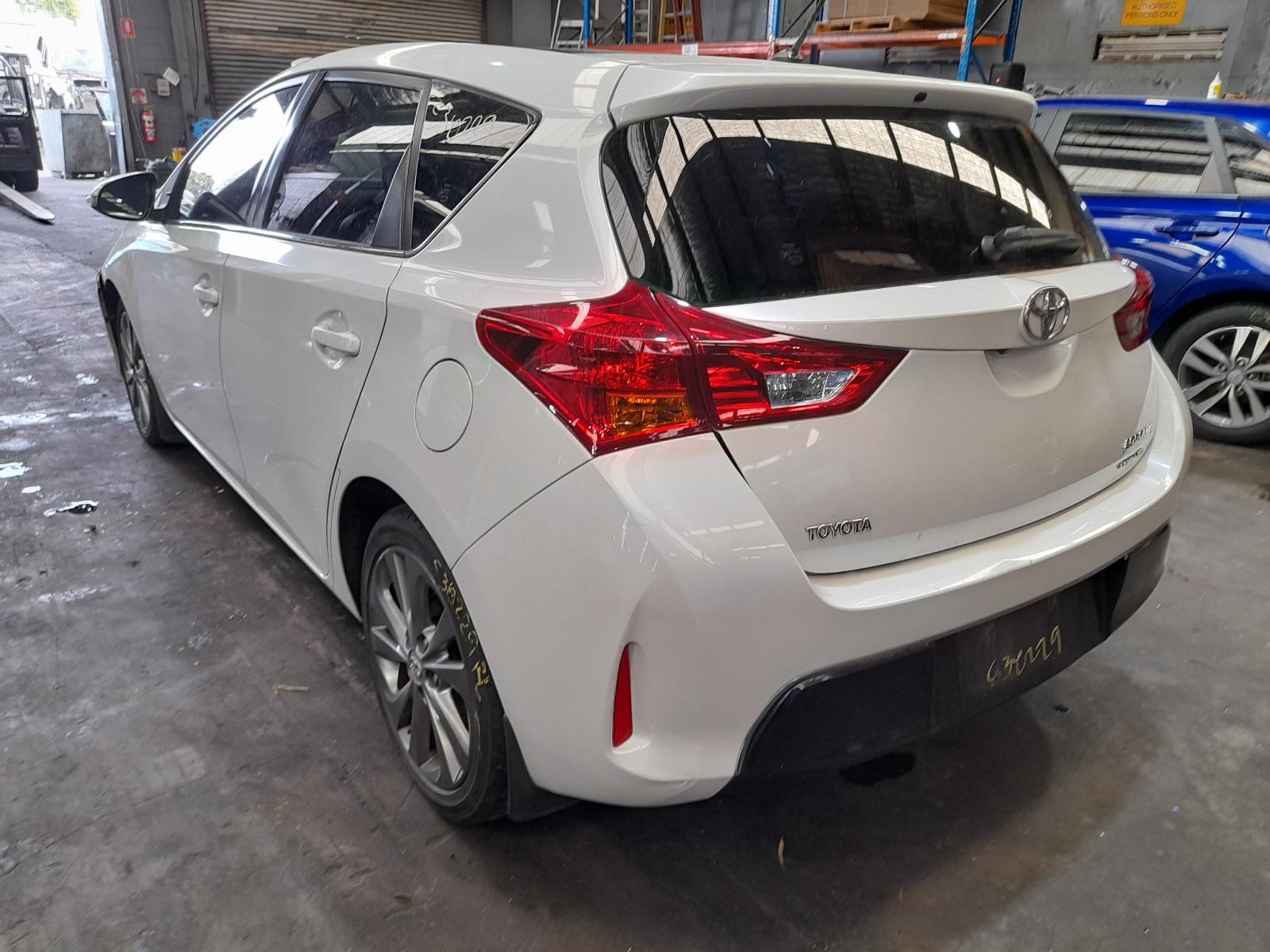 View Auto part Trans/Gearbox Toyota Corolla 2015