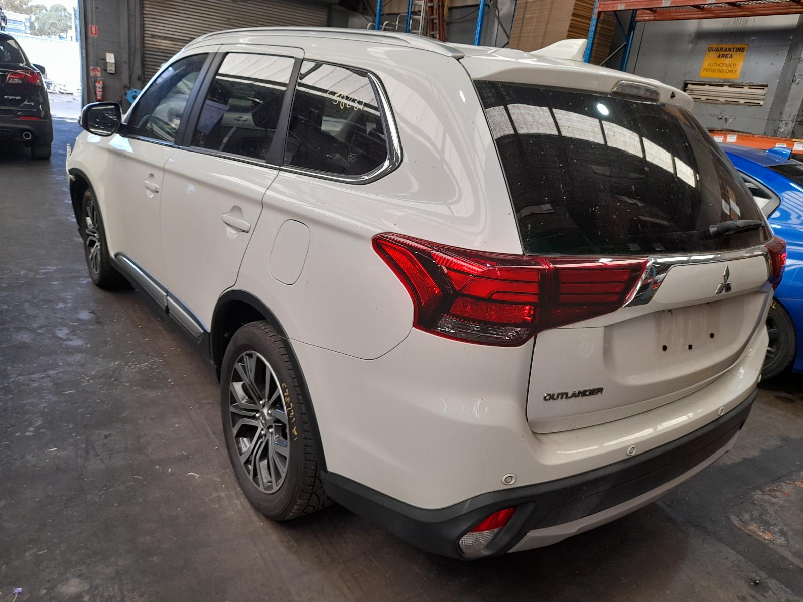 View Auto part Left Taillight Mitsubishi Outlander 2018