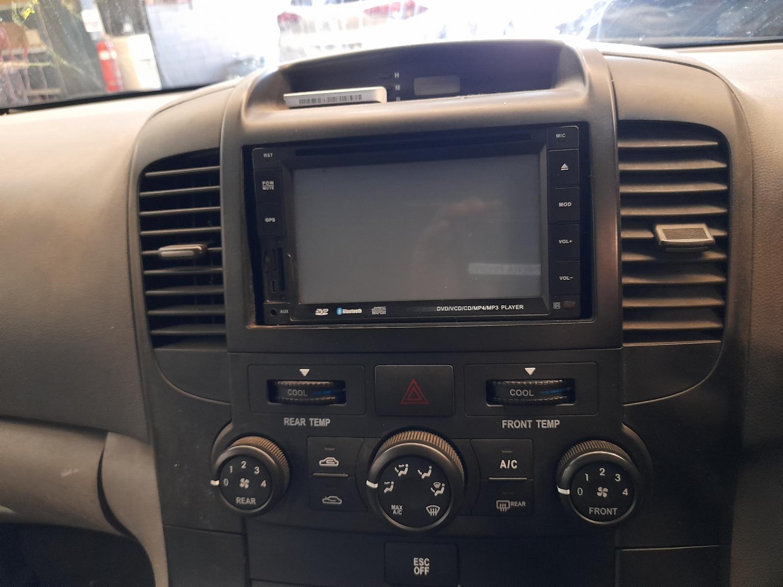 2012 Kia Carnival/grand Carnival Bonnet View Auto part Bonnet Kia Carnival/grand Carnival 2012