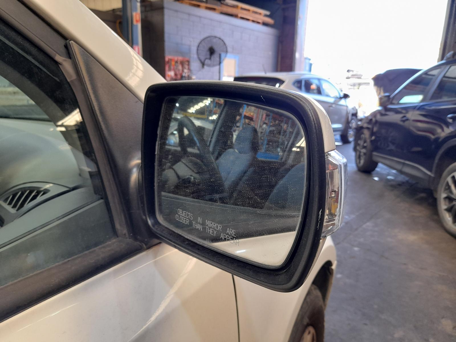 2012 Kia Carnival/grand Carnival Bonnet View Auto part Bonnet Kia Carnival/grand Carnival 2012