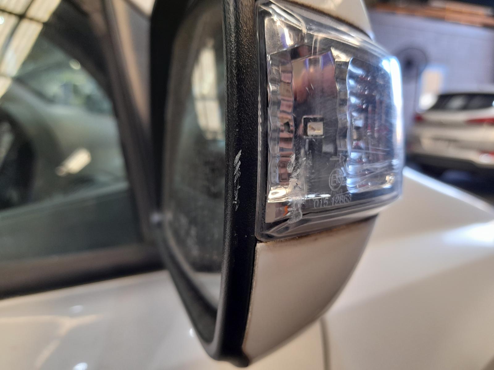 2012 Kia Carnival/grand Carnival Bonnet View Auto part Bonnet Kia Carnival/grand Carnival 2012