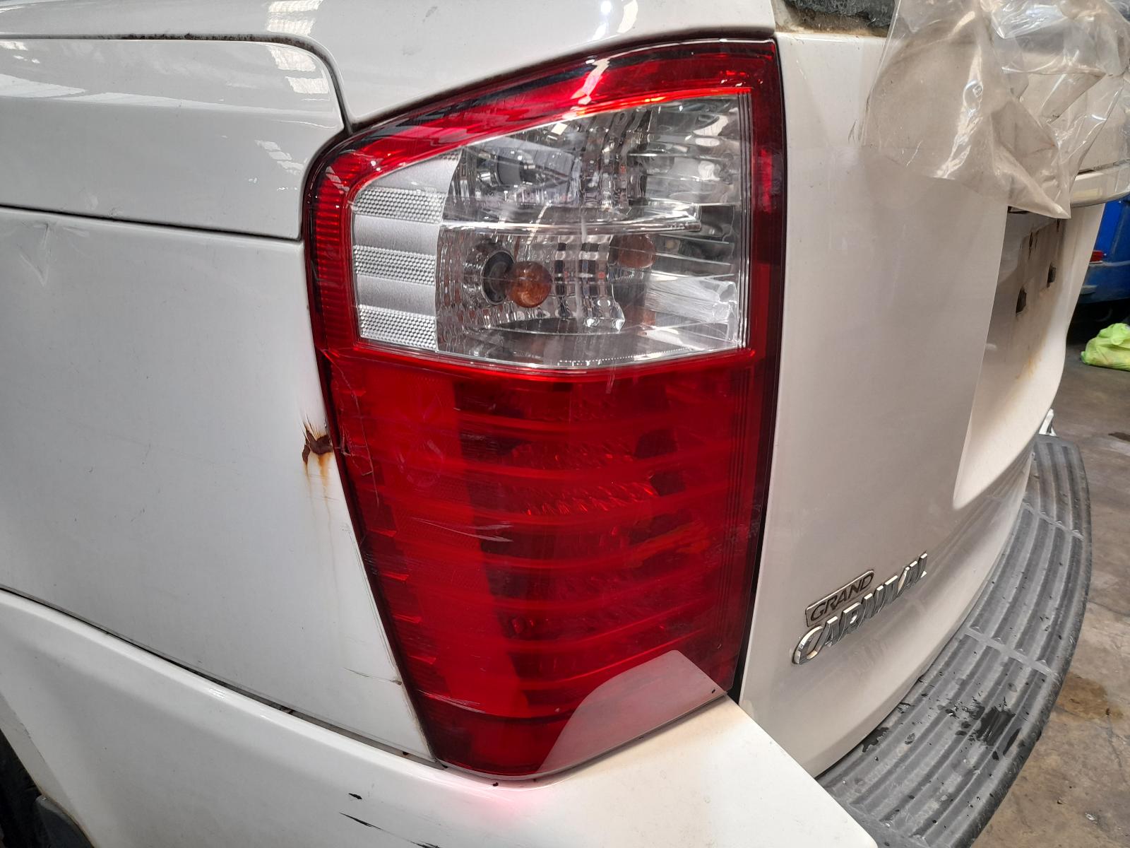 2012 Kia Carnival/grand Carnival Bonnet View Auto part Bonnet Kia Carnival/grand Carnival 2012