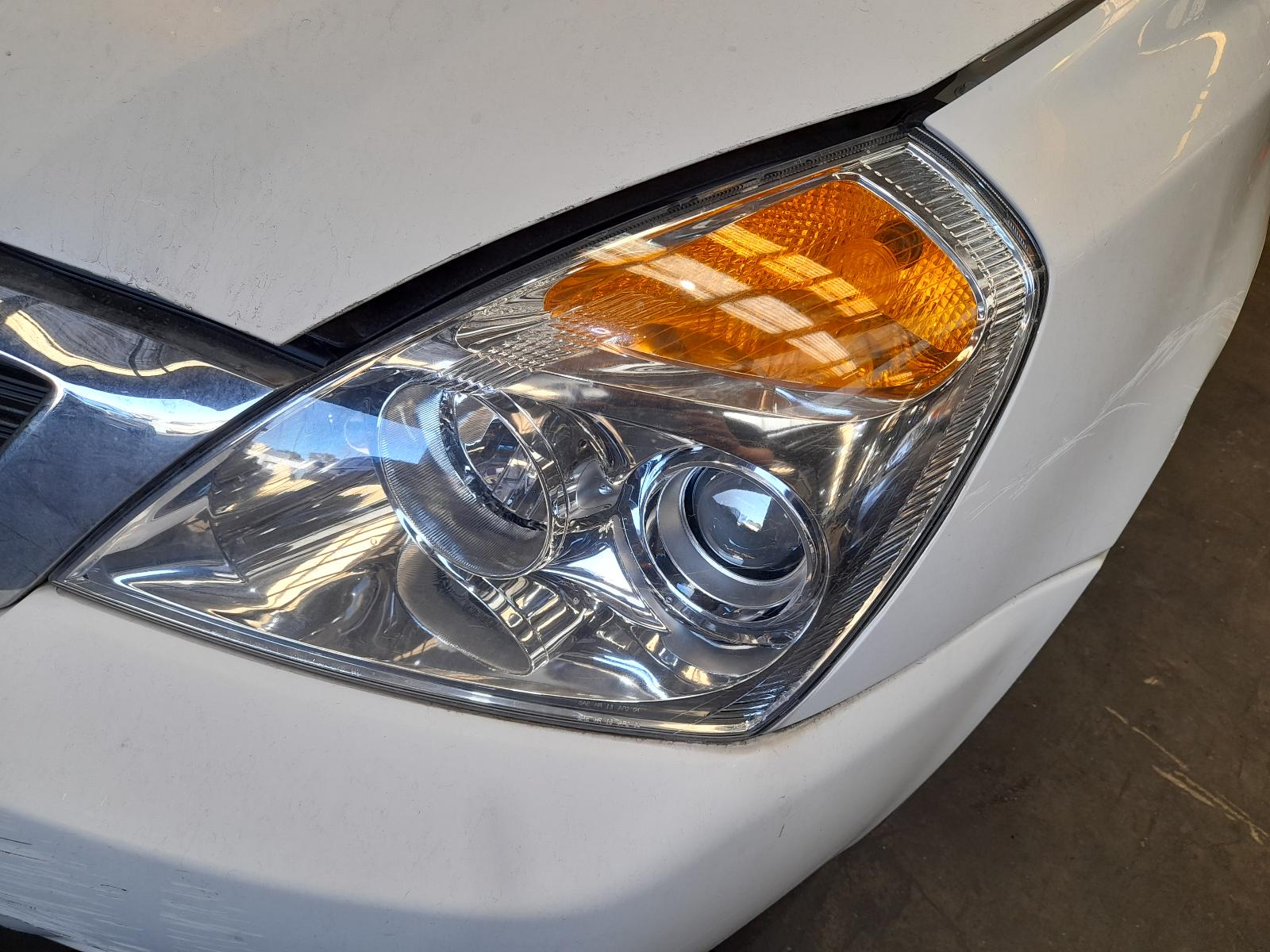 2012 Kia Carnival/grand Carnival Bonnet View Auto part Bonnet Kia Carnival/grand Carnival 2012