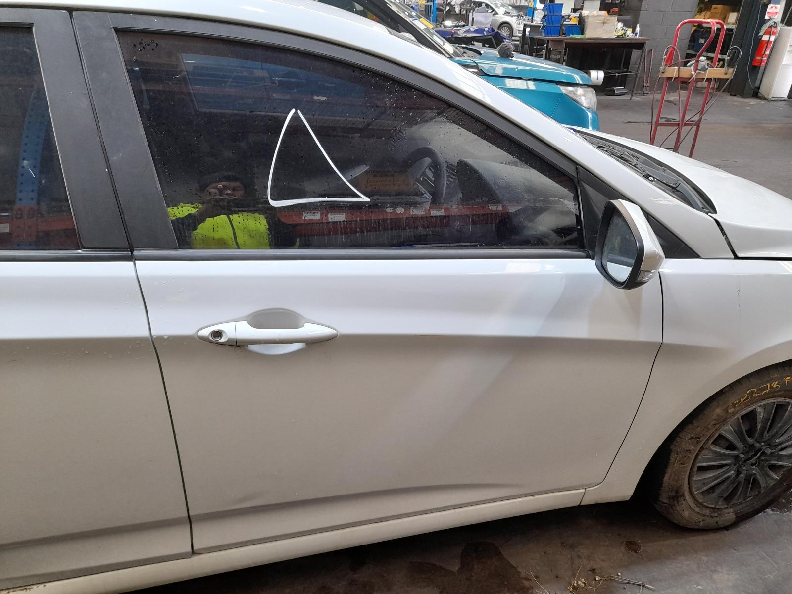 Pwr Dr Wind Switch Accent Hyundai 2016