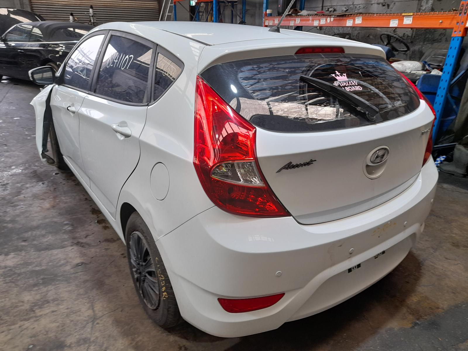 View Auto part Left Rear Wnd Reg/Motor Hyundai Accent 2016