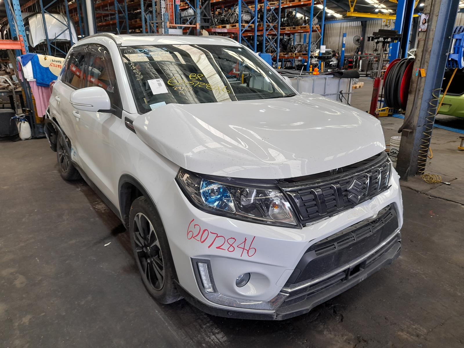 View Auto part Right Front Door Window Suzuki Vitara 2019
