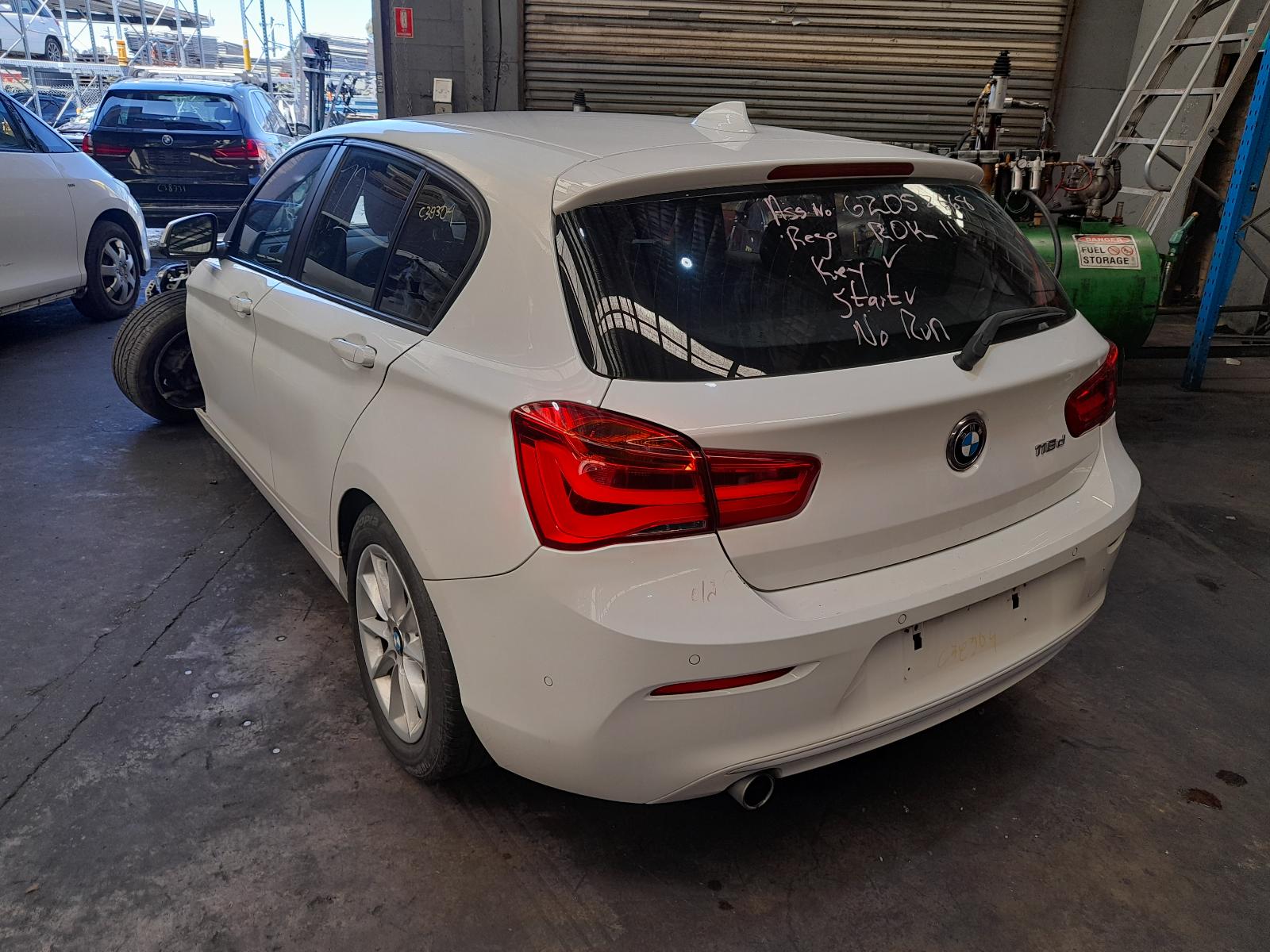 View Auto part Right Headlamp Bmw 1 Series 2015