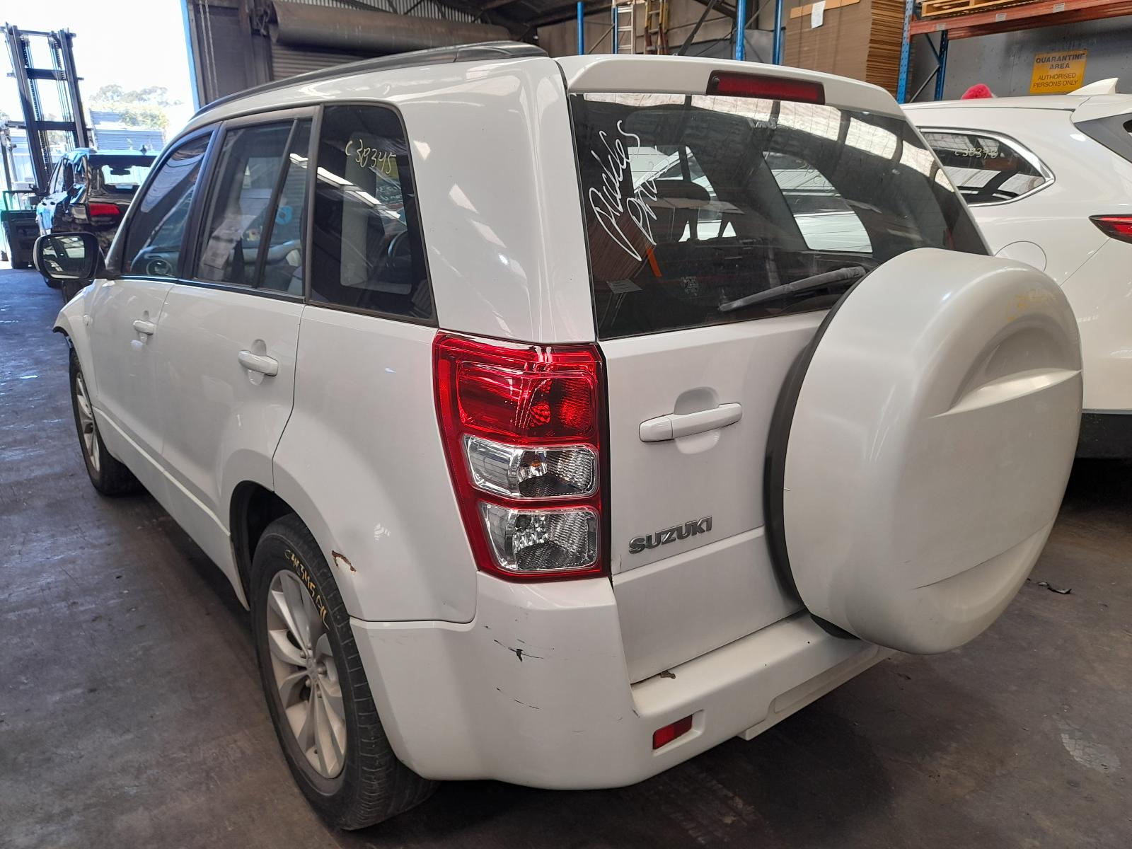 View Auto part Sunvisor Suzuki Vitara 2012