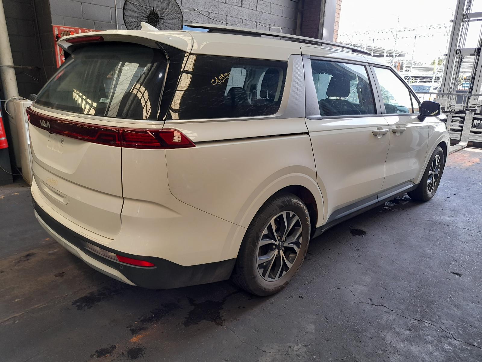 View Auto part Left Door Mirror Kia Carnival/grand Carnival 2022