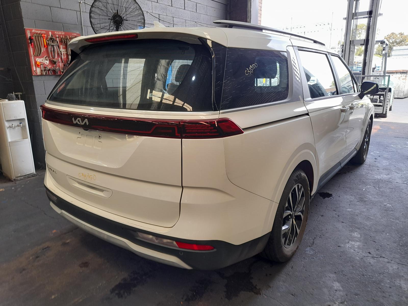 View Auto part Left Door Mirror Kia Carnival/grand Carnival 2022
