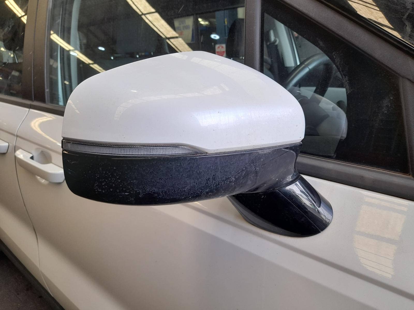 View Auto part Left Door Mirror Kia Carnival/grand Carnival 2022