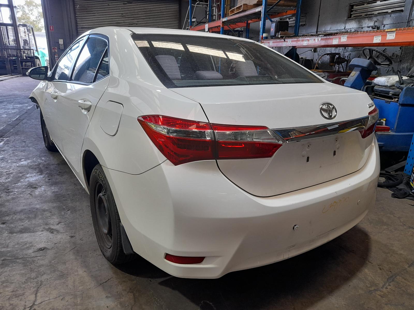 View Auto part Sunvisor Toyota Corolla 2015