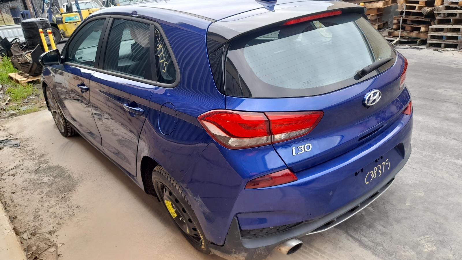 View Auto part Right Front Strut Hyundai I30 2022