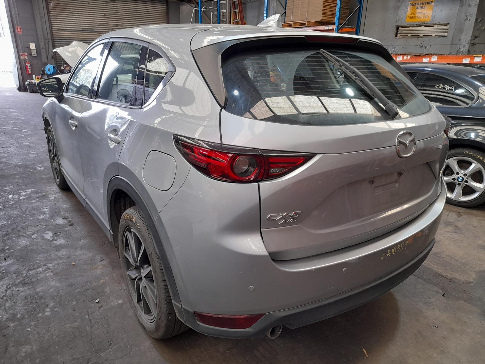 View Auto part Right Rear Wnd Reg/Motor Mazda Cx5 2017