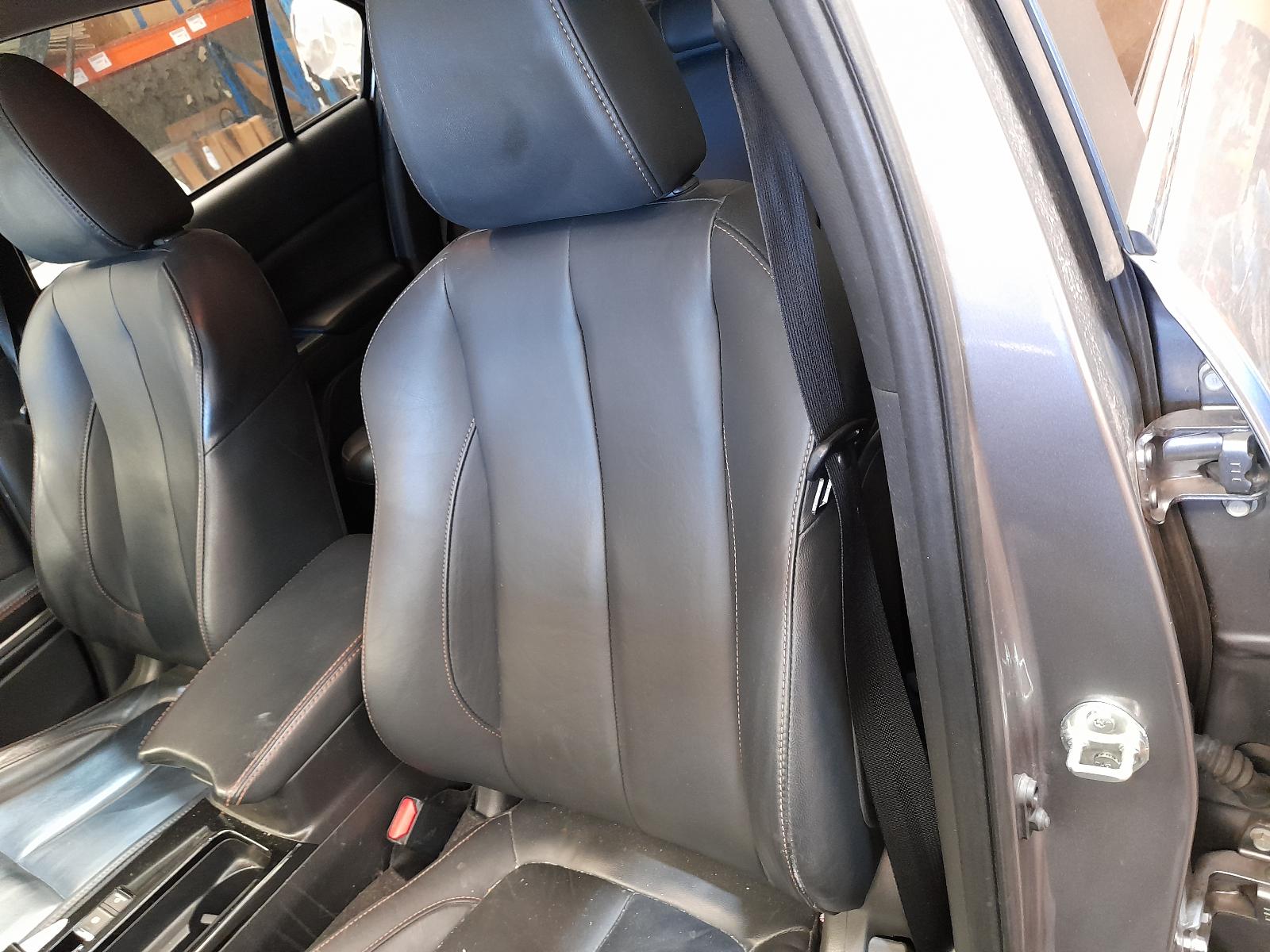 View Auto part Washer Bottle Mitsubishi Eclipse Cross 2019