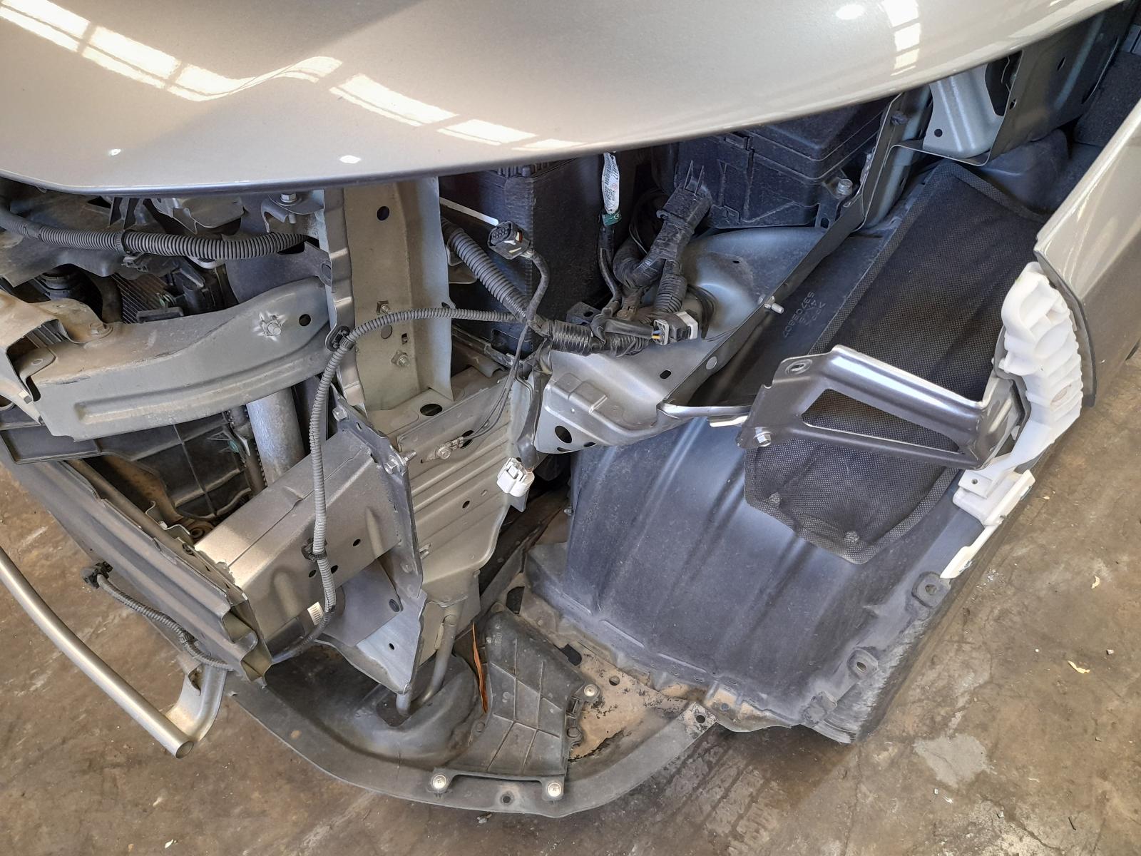 View Auto part Washer Bottle Mitsubishi Eclipse Cross 2019