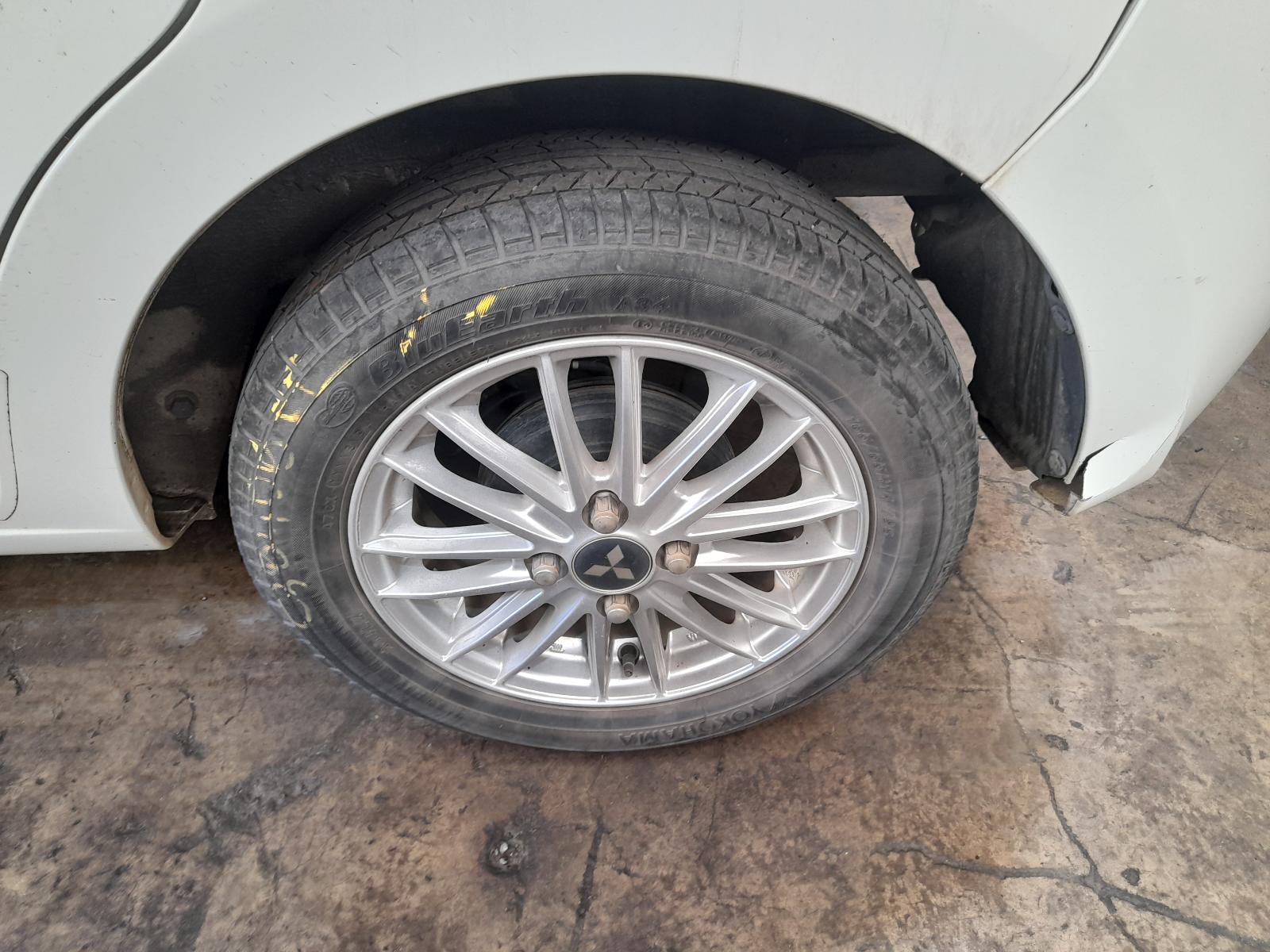 View Auto part Left Front Window Reg/Motor Mitsubishi Mirage 2019