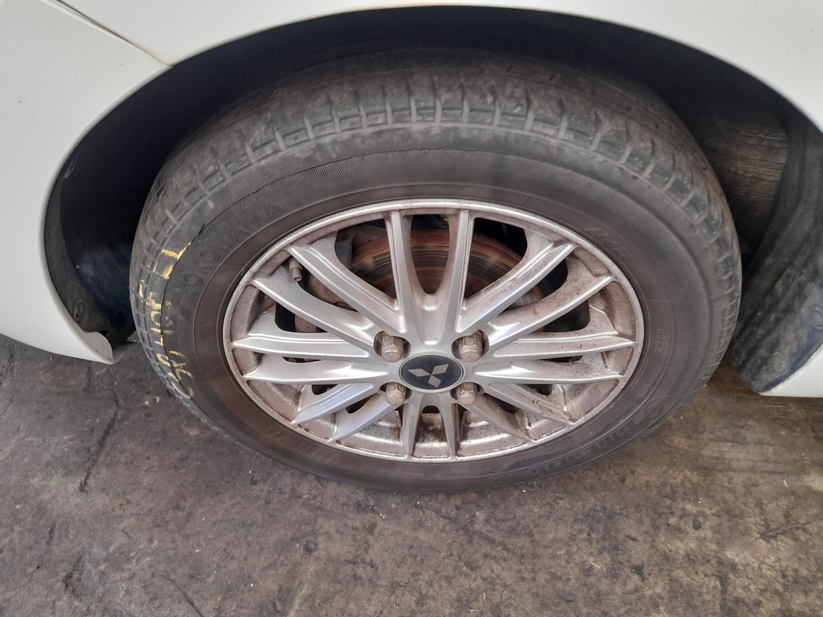 View Auto part Left Front Window Reg/Motor Mitsubishi Mirage 2019