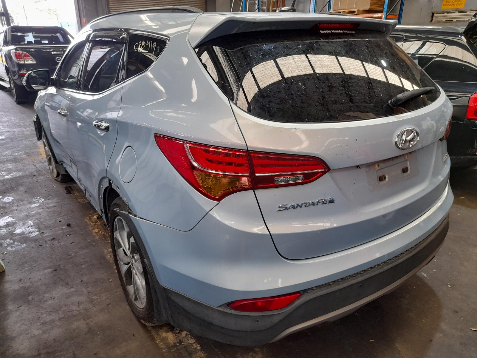 View Auto part Door/Boot/Gate Lock Hyundai Santa Fe 2014