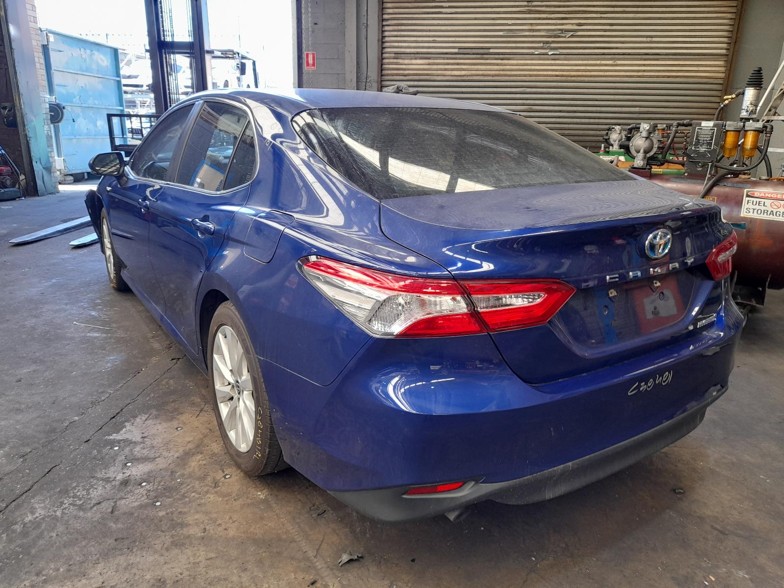 View Auto part Door/Boot/Gate Lock Toyota Camry 2020