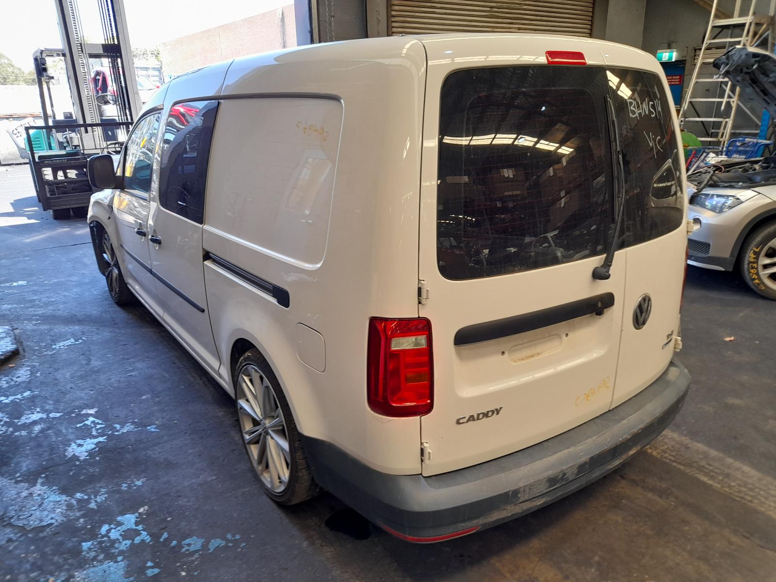 View Auto part Pwr Dr Wind Switch Volkswagen Caddy 2016