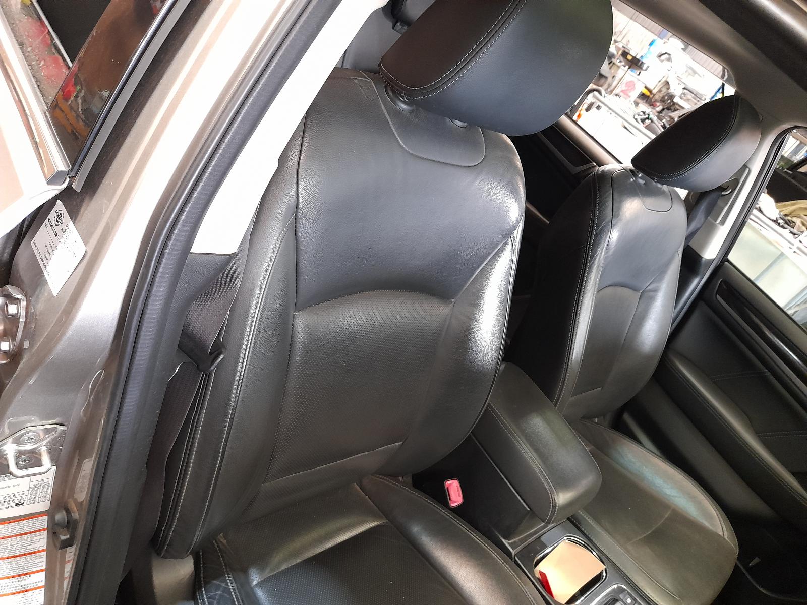 View Auto part Right Taillight Subaru Outback 2015