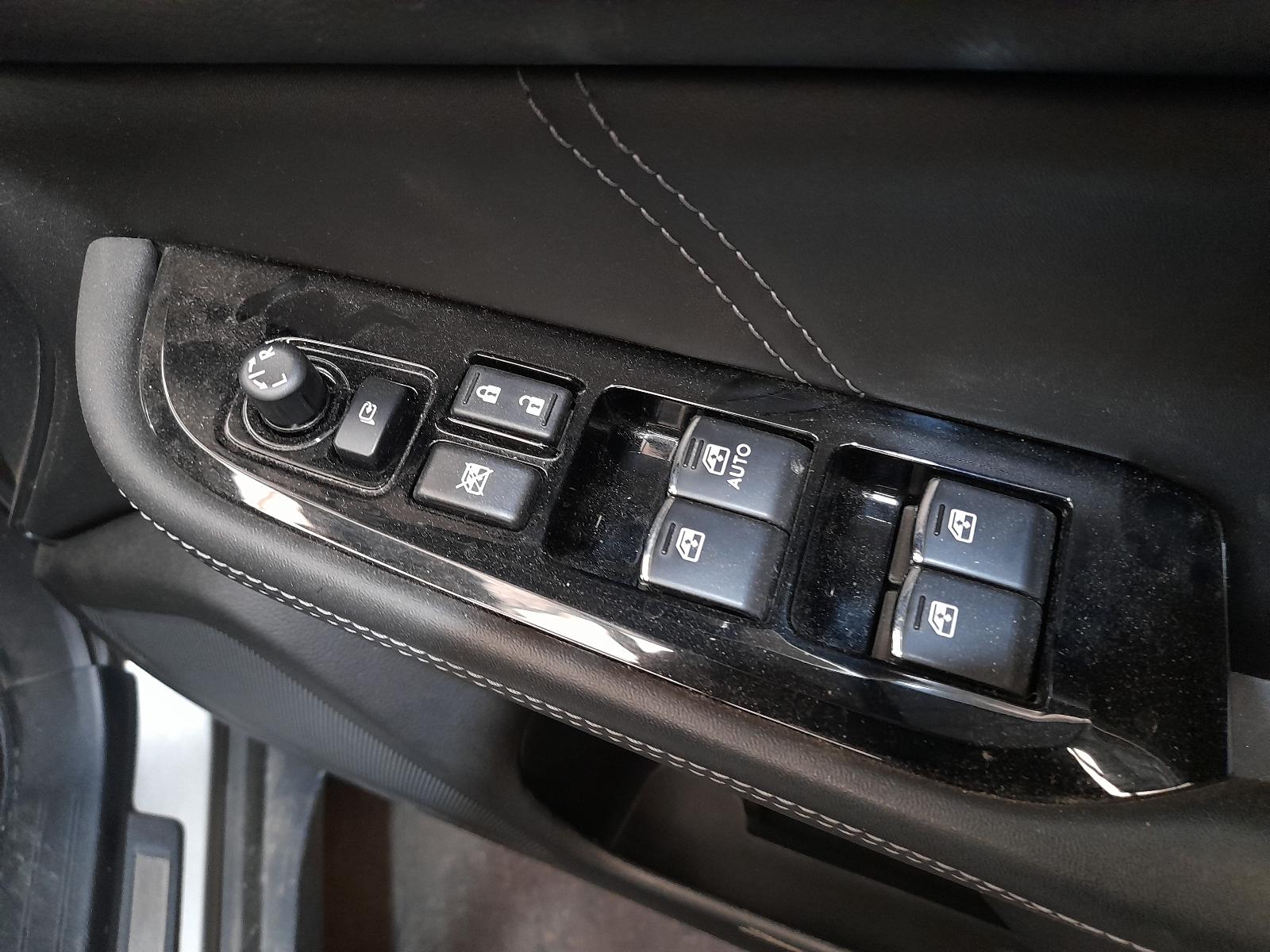 View Auto part Right Taillight Subaru Outback 2015