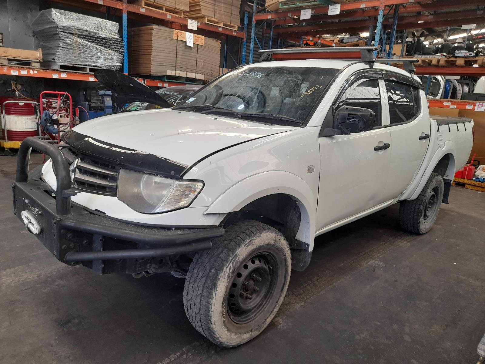 2013 Mitsubishi Triton Engine View Auto part Engine Mitsubishi Triton 2013