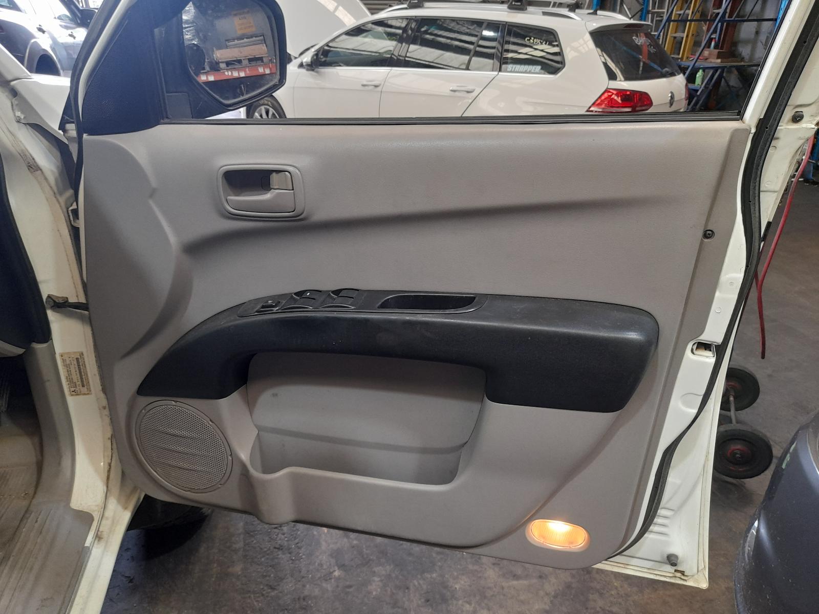 2013 Mitsubishi Triton Engine View Auto part Engine Mitsubishi Triton 2013